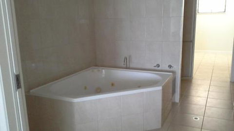 Poinciana Terraces - Sydney 4u 4
