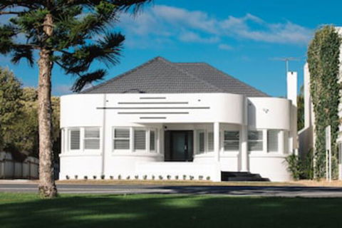 Deco Beach Luxury Apartments - Sydney 4u 0