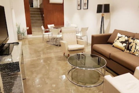 Darling Harbour Modern 2 Bedroom Terrace - Sydney 4u 0