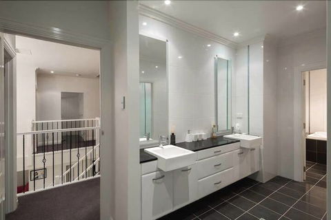 River Devine Murray Bridge - Accommodation Sydney 6