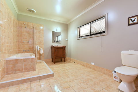Ironstone Estate - Sydney 4u 4