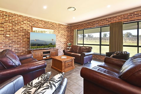 Ironstone Estate - Sydney 4u 6