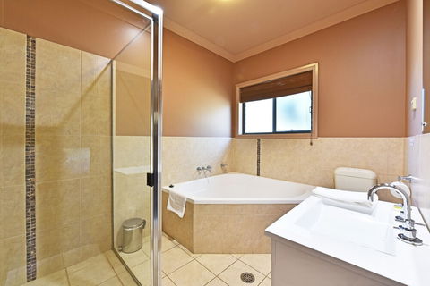 Ironstone Estate - Sydney 4u 2