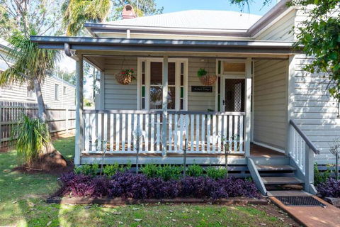 Ambiente Cottage Pet & Family Friendly - Accommodation Sydney 2