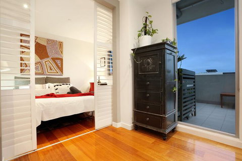 Essendon Sub Penthouse On Napier - Accommodation Sydney 6