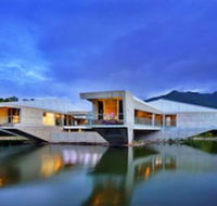 Alkira Award Winning Luxury Holiday Home - Accommodation Sydney