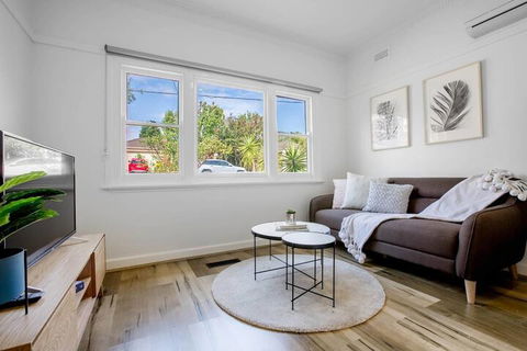 88 Peaceful Blackburn House - Sydney 4u 3
