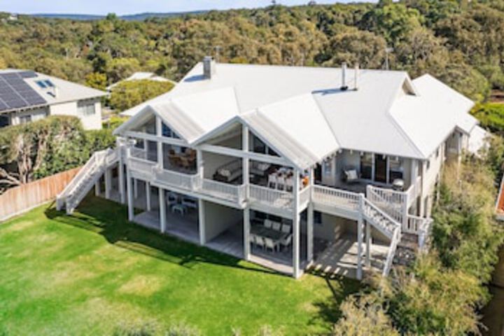 Eagle Bay WA Accommodation Sydney