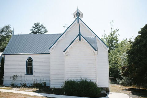 Old White Church Bed & Breakfast - Accommodation Sydney 1