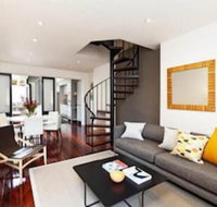 Spacious City 2 BR House Fit 6 PP - Accommodation Sydney