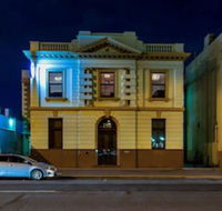 BANK192 - Sydney 4u