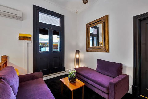 BANK192 - Accommodation Sydney 2