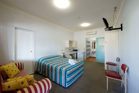 Lamington Hotel Motel - Sydney 4u 5