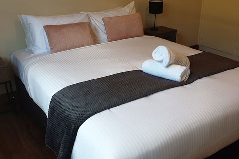 Port Life Beach House - Sydney 4u 4