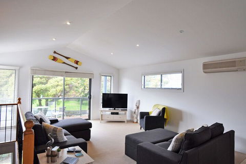 Bliss Close TO Town - Accommodation Sydney 6