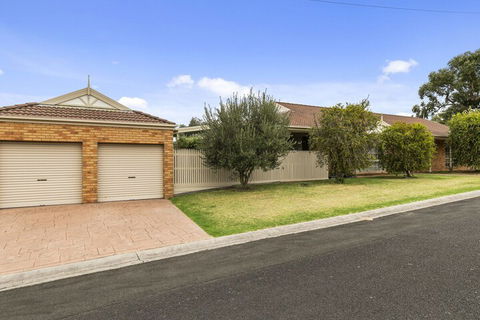 Seaholme Free Wifi & Foxtel - Accommodation Sydney 1