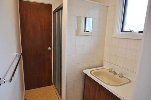 Salty Sands Meters From THE Beach Free Wifi - Accommodation Sydney 7