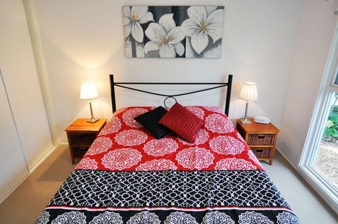 Waves On Florida Surf Side - Accommodation Sydney 3