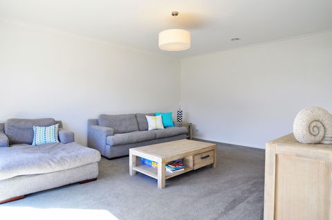 Plovers Rest Surf Side Free Wifi - Accommodation Sydney 4