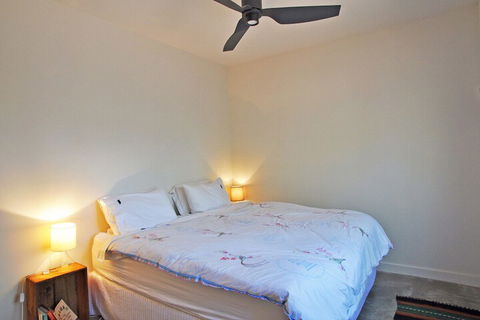 Armstrongs Close TO Beach - Accommodation Sydney 7