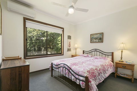 Veronica Lodge Free Wifi - Accommodation Sydney 0