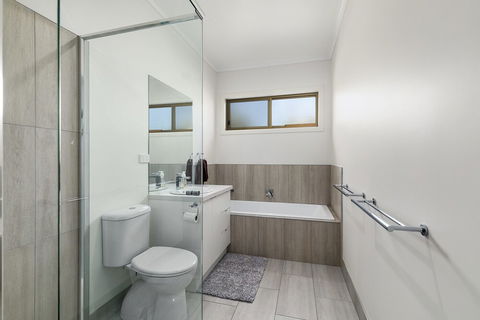 Veronica Lodge Free Wifi - Accommodation Sydney 4