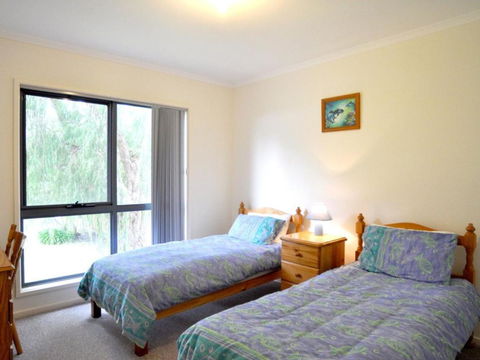 Ridge END Inlet Side - Accommodation Sydney 1