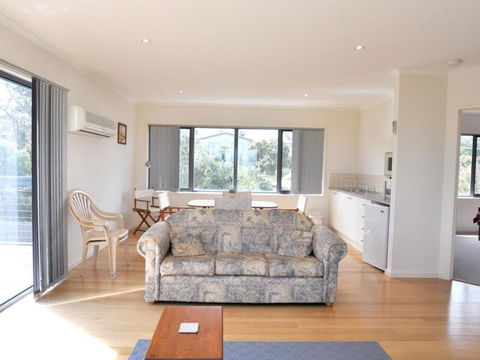 Ridge END Inlet Side - Accommodation Sydney 5