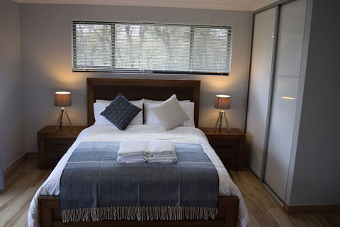 Eagle Bay House - Accommodation Sydney 4