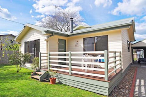 Aqua Escape On Anderson Free Wifi & Netflix PET Friendly - Accommodation Sydney 0