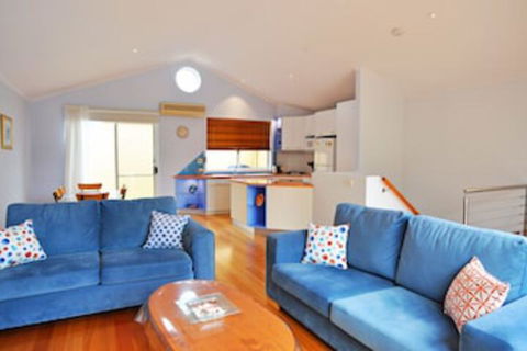 THE Sails 8 Linen Included Central Location - Accommodation Sydney 0