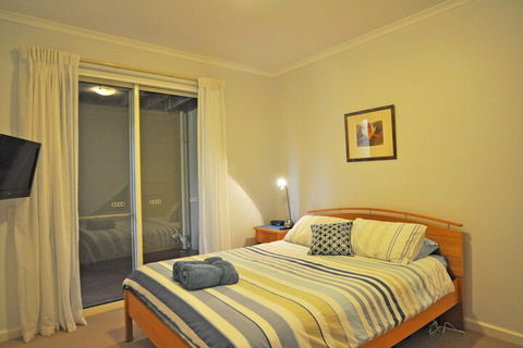 THE Sails 8 Linen Included Central Location - Accommodation Sydney 3