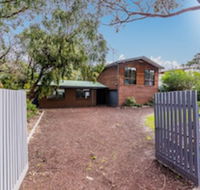 Florida Trees Free Wifi surf Side - Accommodation Sydney
