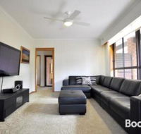 Family Retreat on Anderson - Accommodation Sydney