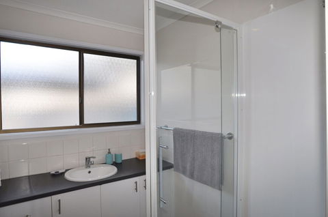 Kyeema Free Wifi & Netflix PET Friendly - Accommodation Sydney 2