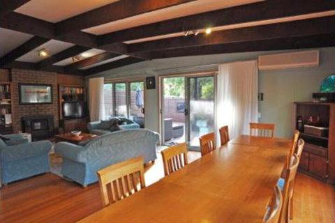 Surf Plazu PET Friendly - Sydney Resort 3