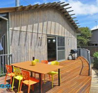 Surf Sounds Free Wifi PET Friendly Surf Side - Accommodation Sydney