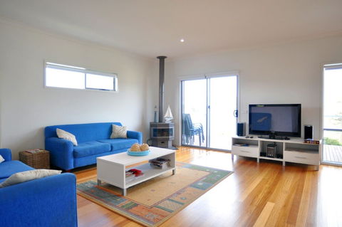 Chiaro Villa Surf Side - Accommodation Sydney 3