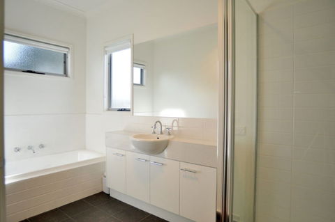Chiaro Villa Surf Side - Accommodation Sydney 5