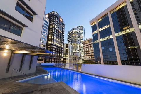 CBD African Charm, Story Bridge & River Views - Sydney 4u 1