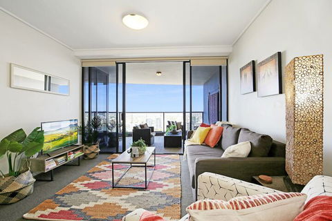 CBD African Charm, Story Bridge & River Views - Sydney 4u 3