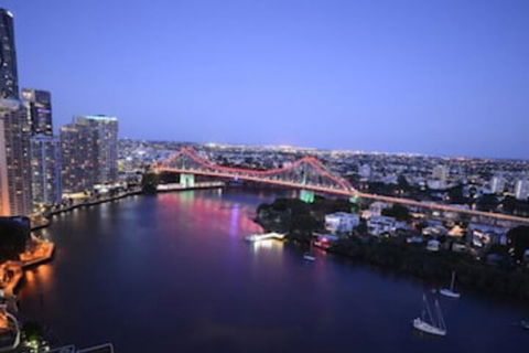 CBD African Charm, Story Bridge & River Views - Sydney 4u 0
