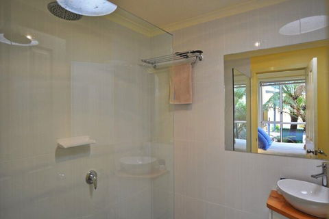 THE Sails 4 Linen Included Central Location - Accommodation Sydney 2