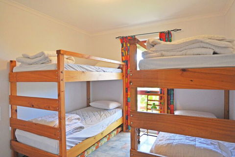 Beilby Beach Cottage Free Wifi & Foxtel PET Friendly - Accommodation Sydney 5