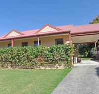 Beilby Beach Cottage Free Wifi  Foxtel PET Friendly - Accommodation Sydney