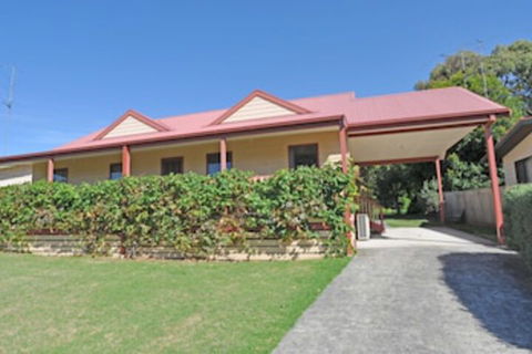 Beilby Beach Cottage Free Wifi & Foxtel PET Friendly - Accommodation Sydney 0