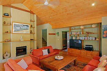 Abbies Beach House - Sydney 4u 0
