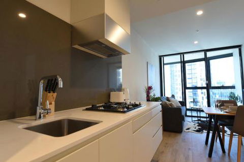 HFN Crown Shadow Play Apartment - Accommodation Sydney 3