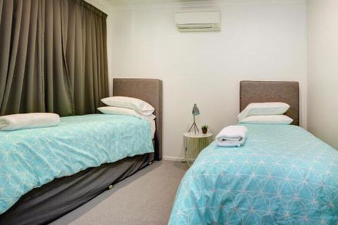 Aqualuna Beach Resort Unit 25 - Accommodation Sydney 7