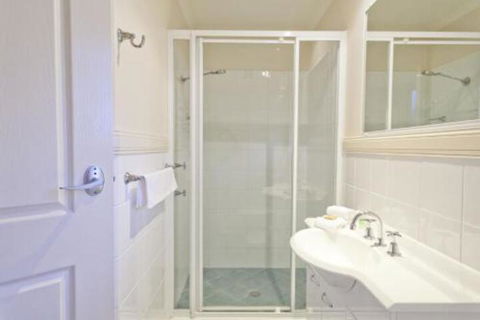 Aqualuna Beach Resort Unit 25 - Accommodation Sydney 6